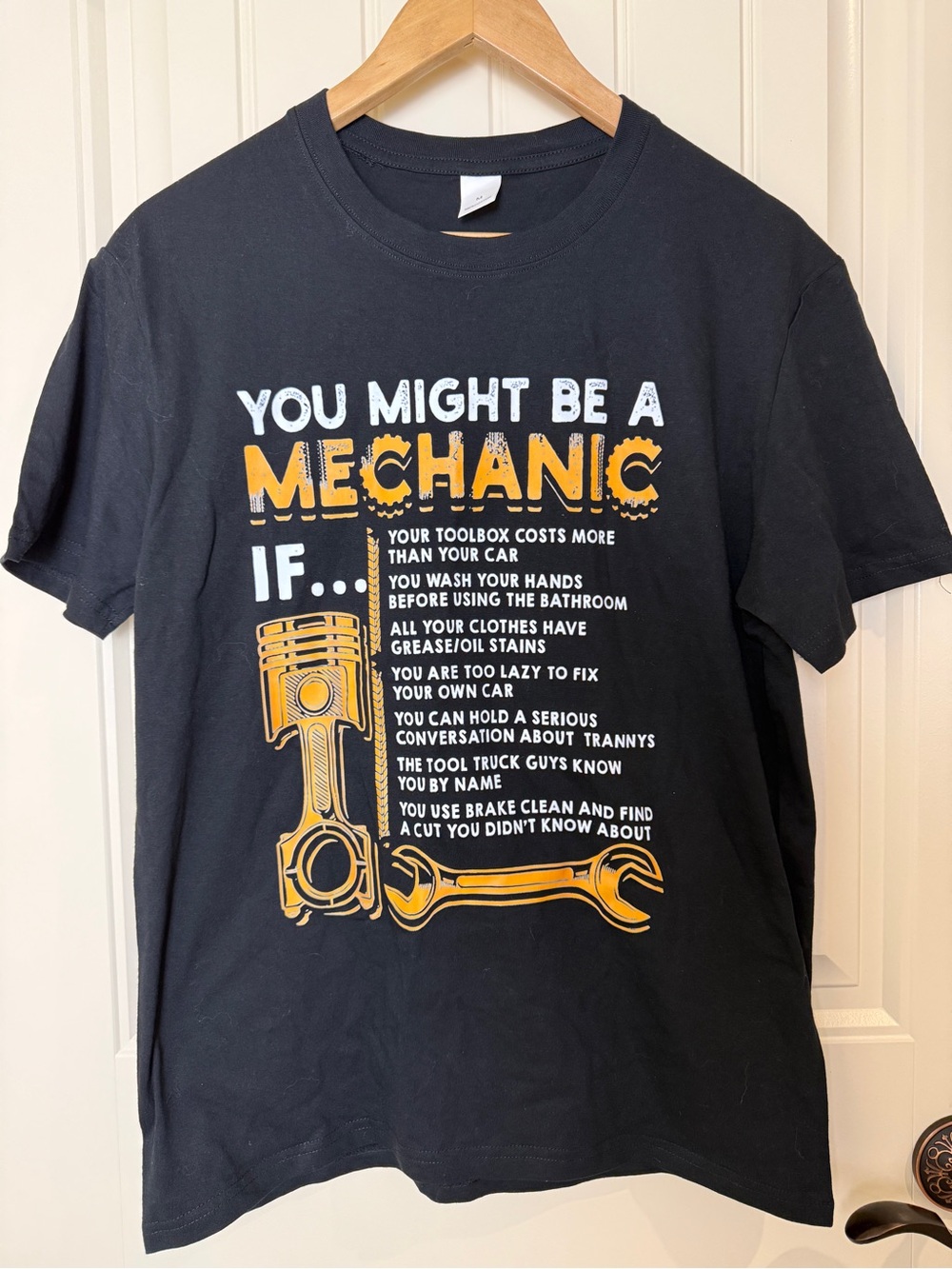 You Might Be a Mechanic If… Graphic T-Shirt Men’s M Black Cotton Funny Tee